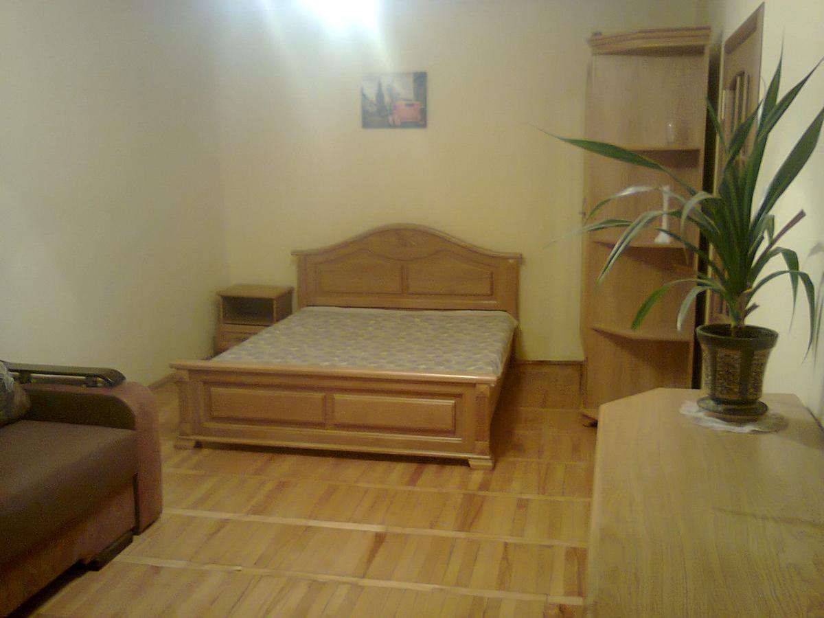 Apartment With Balcony Lviv Buitenkant foto